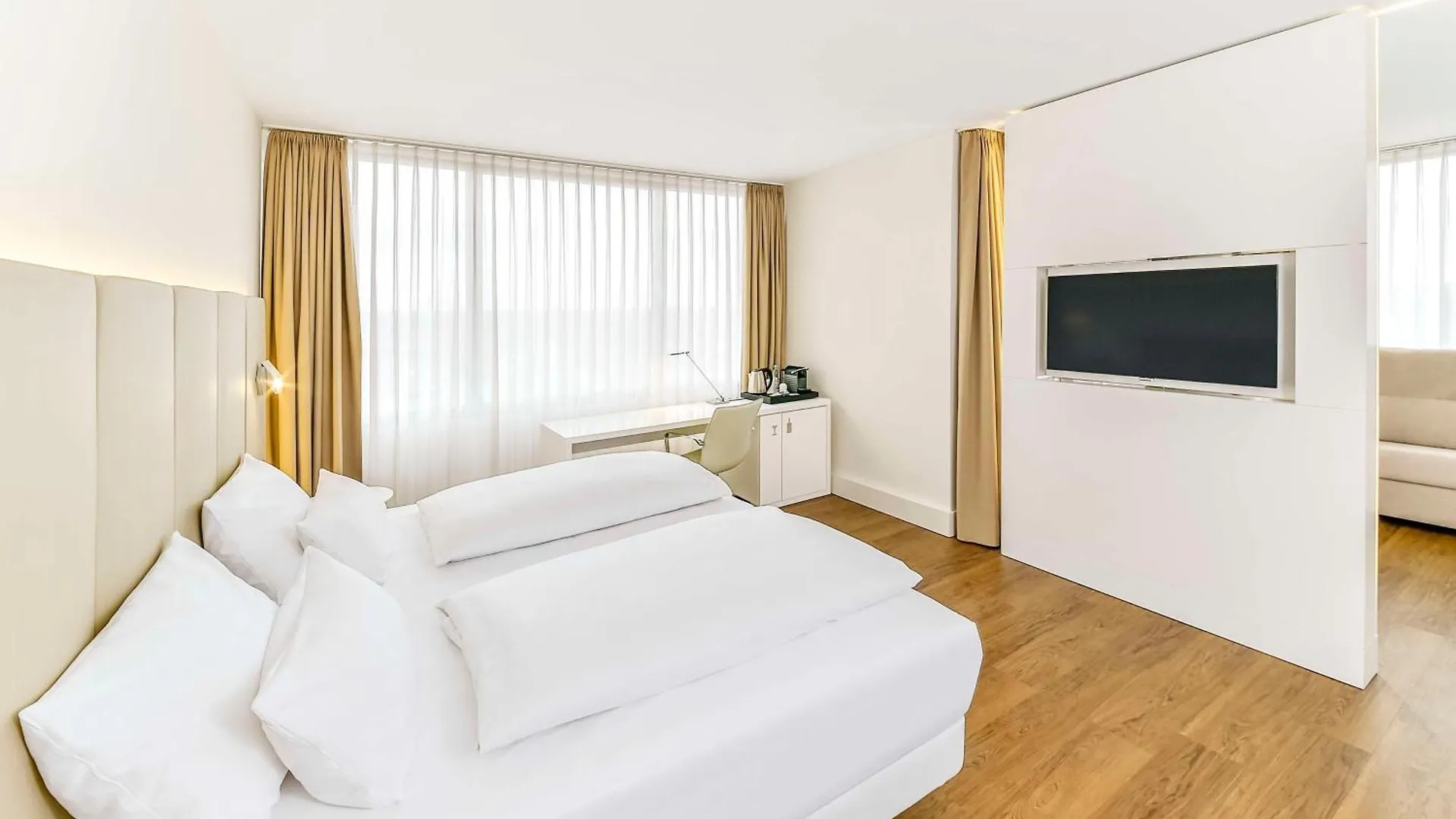 Nh Erlangen Otel 4*,  Almanya